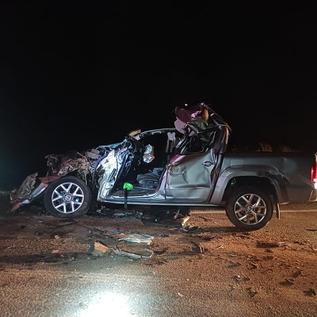 Veículo ficou completamente destruído após o acidente (Foto/Divulgação)
