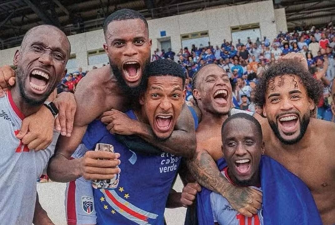 O Espetáculo dos Tubarões Azuis surpreendeu o Uruguai ontem em Miami (Foto/Reprodução)