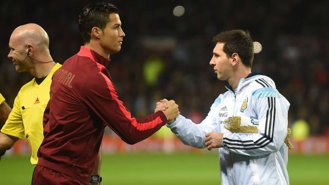 Messi e Cristiano Ronaldo chegaram a 20 anos e 6 dias de intervalo entre o primeiro e o último gol marcado em Copas do Mundo. (Foto/Paul Ellis/AFP)