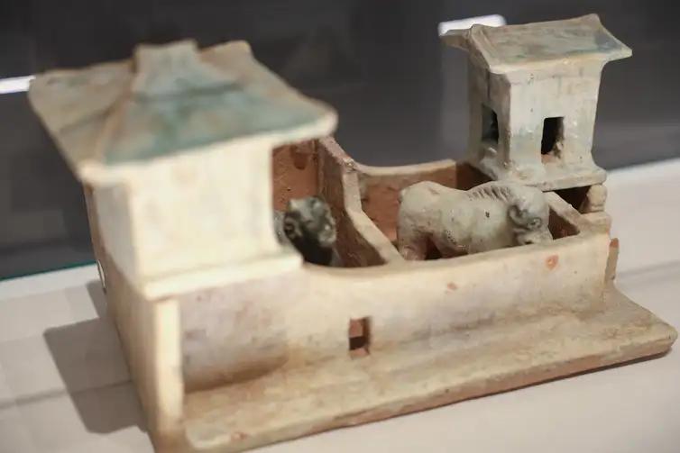 Mostra reúne objetos originários do Museu Nacional da China (Foto: Tomaz Silva/Agência Brasil)