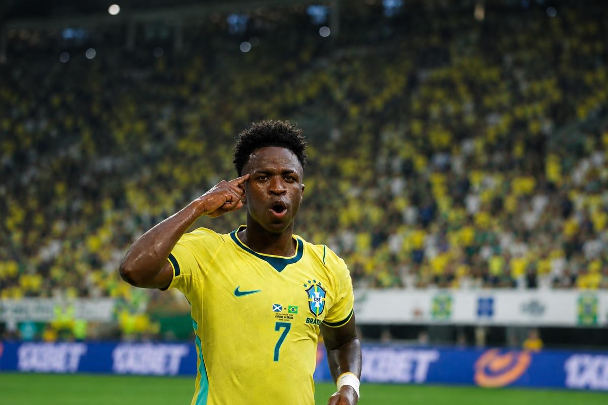 Atacante se emociona ao lembrar da avó durante participação na TV. (Foto/Raphael Ribeiro – CBF)