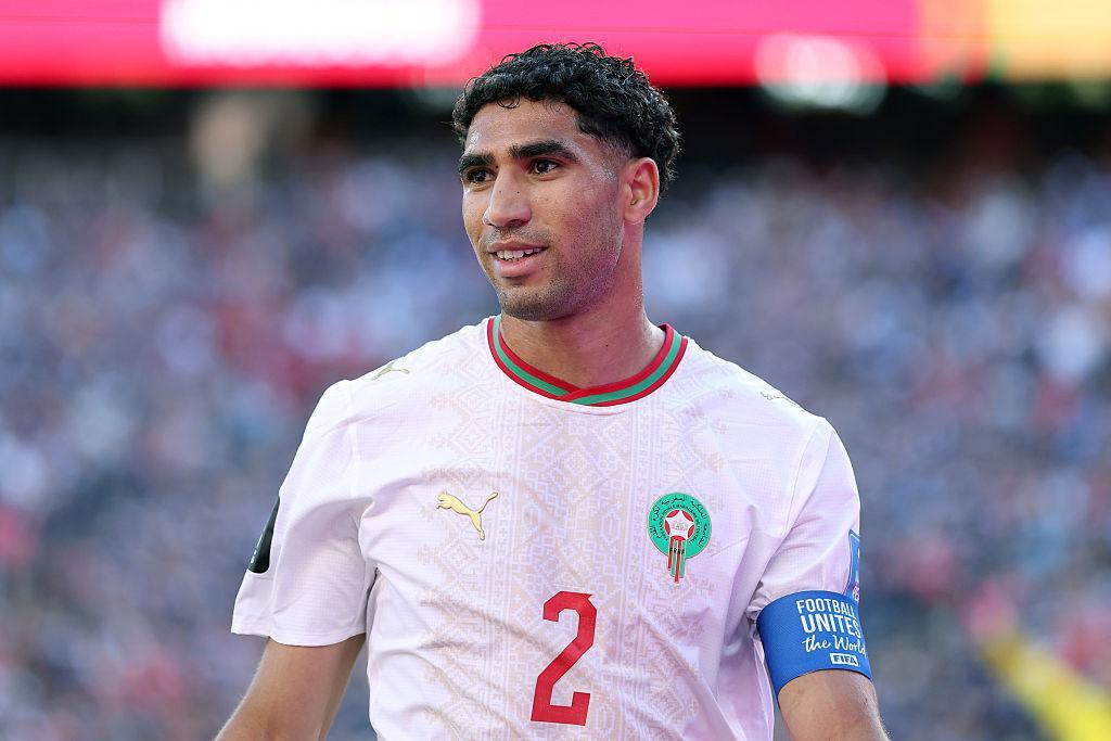 Capitão Achraf Hakimi em ação pela seleção marroquina hoje contra a Holanda. (Foto/FIFA)