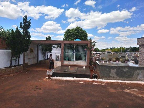 O túmulo do médium é um dos pontos mais procurados do cemitério, principalmente por turistas que visitam Uberaba motivados pela fé e pelos atrativos do Geoparque (Foto/Divulgação)