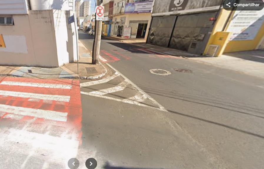 Entre as principais queixas estão o apagamento da marcação de "PARE" e das faixas de travessia de pedestres (Foto/Reprodução)