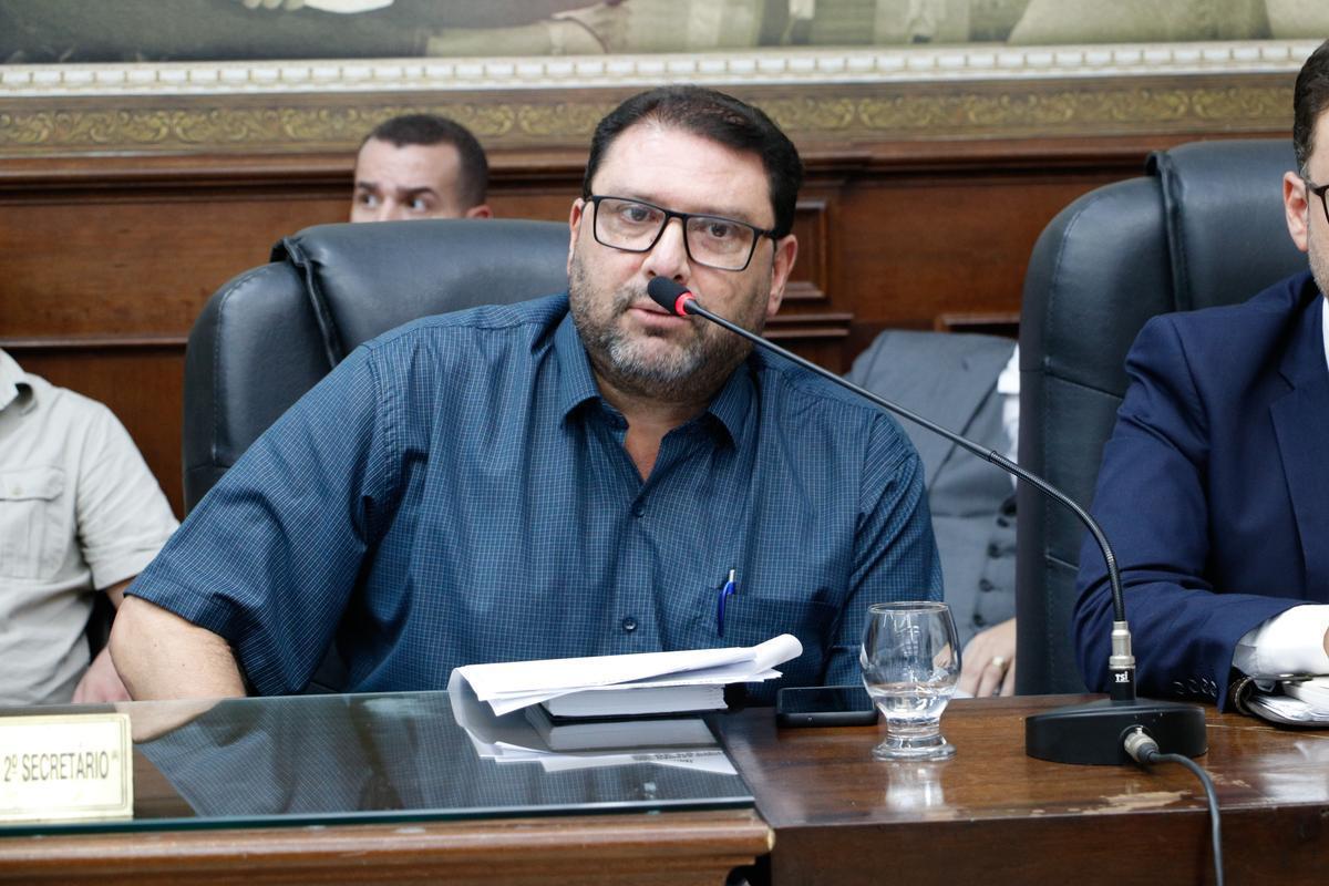 O presidente da Funel, Carlos Dalberto Júnior, afirma que a Prefeitura pretende ampliar as parcerias com entidades comunitárias e a iniciativa privada para a gestão de parques, campos de futebol e outros espaços esportivos (Foto/Arquivo)