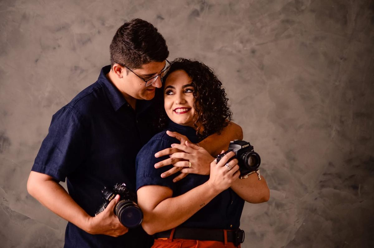 Léo Rodrigues celebrou mais um ano de vida no dia 11/07, em clima de comemoração ao lado da esposa, Camila. Felicidades e muitas alegrias! (Foto/Divulgação)