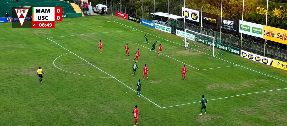 No 1º gol do Mamoré o jogador cabeceou sozinho dentro da pequena área. Falto marcação (Foto/Reprodução TV FMF)