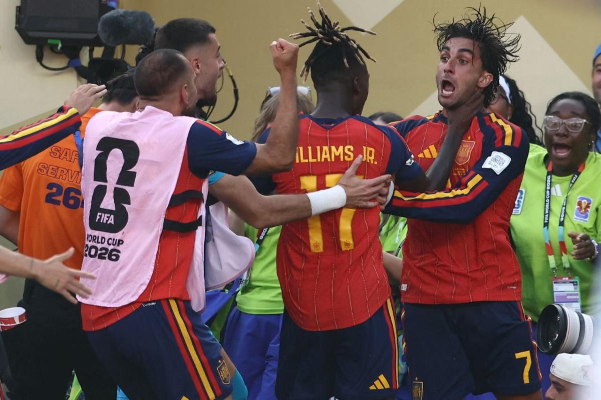 O gol do título foi marcado por Ferrán Torres, encerrando um jejum de 16 anos desde a conquista do Mundial de 2010, na África do Sul (Foto/CHARLY TRIBALLEAU / AFP)