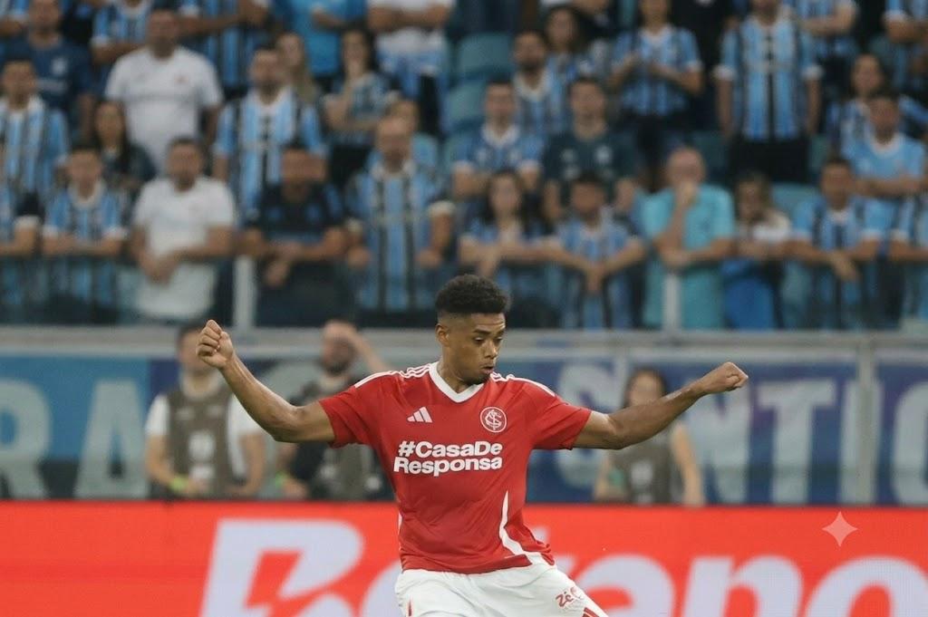 Vitor Gabriel chorou e pediu desculpas pelo fato ocorrido. (Foto/Ricardo Duarte)