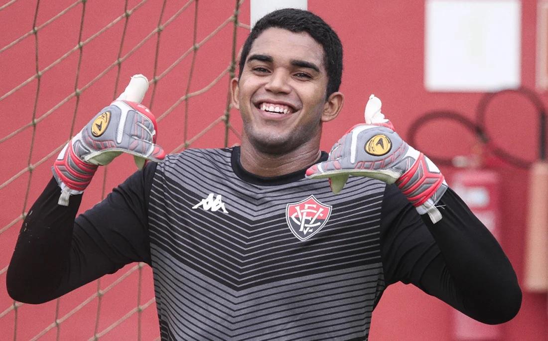 Lucas Arcanjo parou o time do Botafogo (Foto/Vitória – Divulgação)
