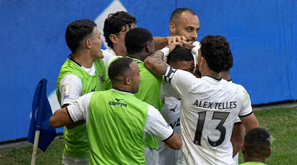 O Botafogo conquistou uma vitória importante sobre o Cruzeiro no Mineirão (Foto/Reprodução de TV)