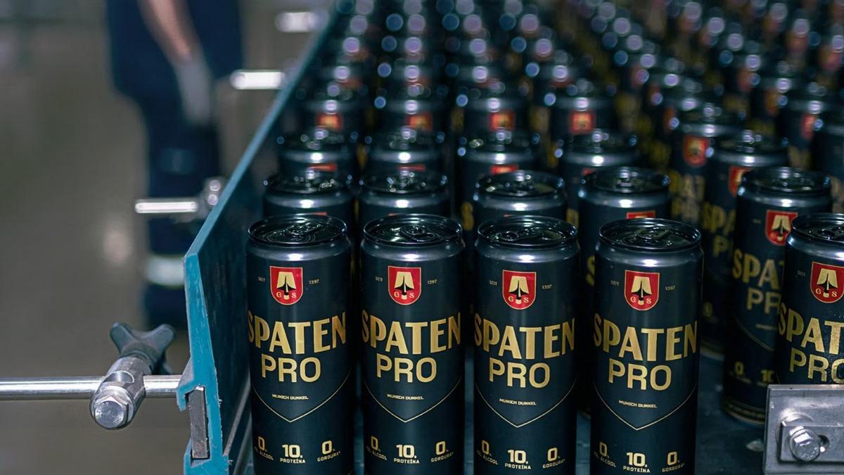 A promessa é que a Spaten Pro, sem álcool e com 10g de proteína, chegue ao mercado brasileiro em setembro (Foto/Divulgação)