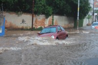 Enchente em Uberaba - Por Jairo Chagas Enchente em Uberaba - Por Jairo Chagas